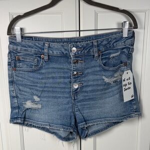 American Eagle High Rise Shortie Denim Shorts – Light Wash – Size 10